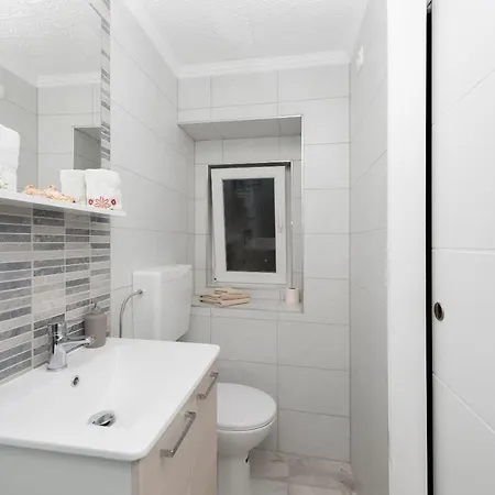 Calla Apartment