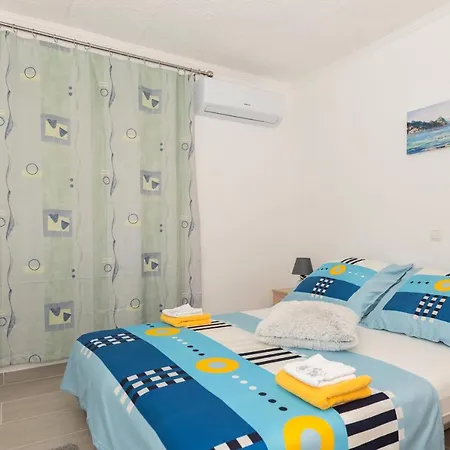 Calla Apartment *