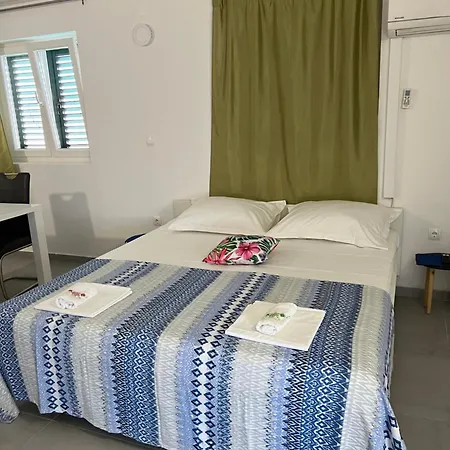 Calla Apartment