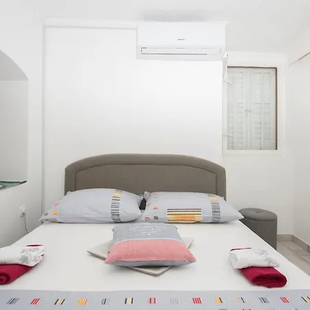 Calla Apartment *